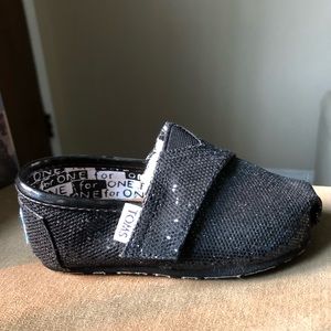 TOMS shoes | Tiny TOMS | Classic Black Glitter